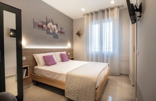 Buon Pastore-Sant'Agnese-San Damaso House | Affittacamere Orchidea
