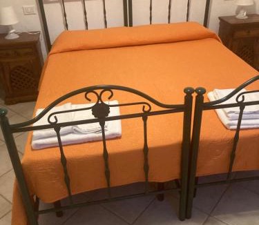 Oliena Bed & Breakfast | Affittacamere Peonia