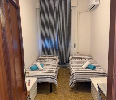 Historic Center Bed & Breakfast | Affittacamere Pratello 97