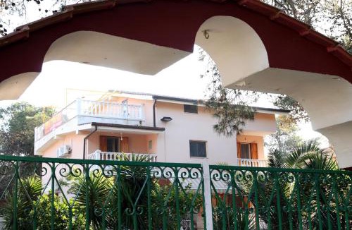 Massafra Apartment | Affitti brevi Villa Robinia