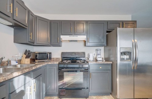 Champaign House | Affordable 3-Bedroom Home in SW Champaign