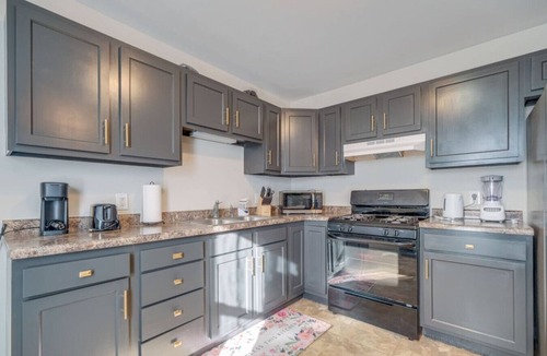 Champaign House | Affordable 3-Bedroom Home in SW Champaign