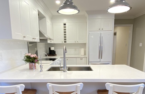 Barrie House | Affordable and Spacious 2 bedroom house in a quite neighborhood and all amenties