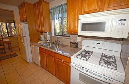 Montgomery Estates House | Affordable Home, Minutes to Heavenly - Near Toyiabe National Forest Biking and Hiking! -1786H~