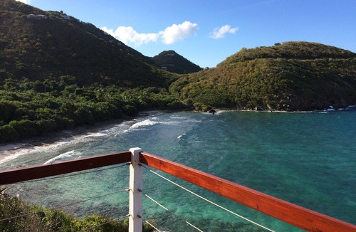 Estate Tabor and Harmony Apartment | Affordable, oceanfront and walk to private beach gem