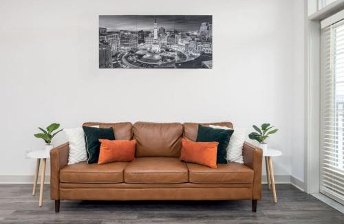 Whitestown Apartment | Affordable Private Room