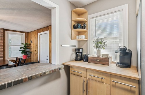 Robbinsdale House | Affordable & Spacious home near Minneapolis