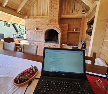 Valea Mare-Pravat Ski Chalet | Aframe LINIȘTEA PĂDURII NĂMĂEȘTI