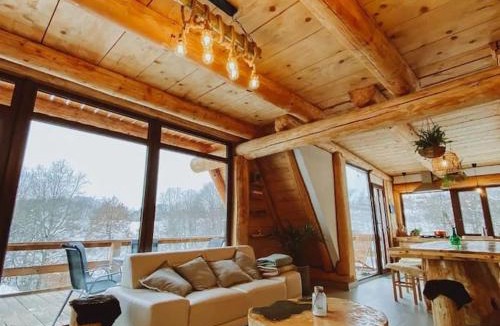 Surdesti Ski Chalet | Aframehouse