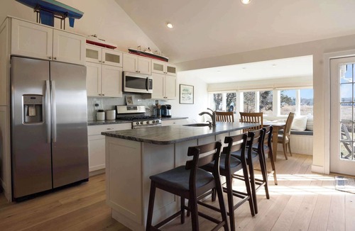 Wading River House | After Dune Delight Beach Cottage | Steps to Shore