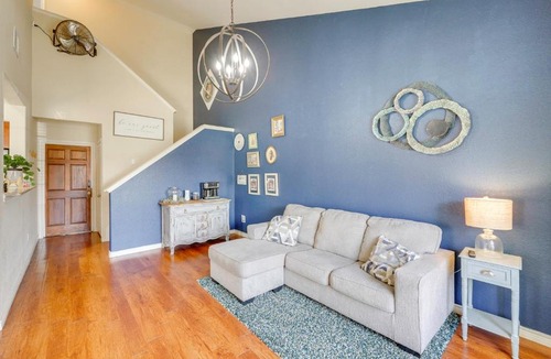 Afton House | Afton Townhome w/Pool Access < Half-Mi to Boating