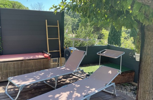 Les Baux-de-Provence Villa | AGAPI MOU, in Les Baux-de-Provence, in the heart of the Alpilles.