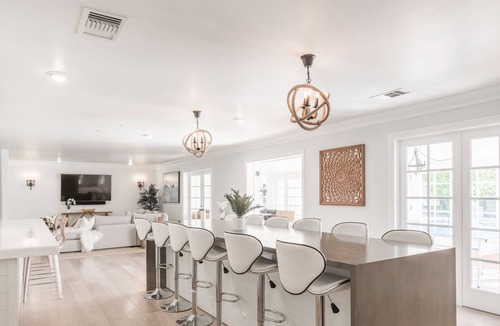 Arcadia House | Agave by AvantStay | Expansive Resort Style Estate w/ Pool & Mtn Views!