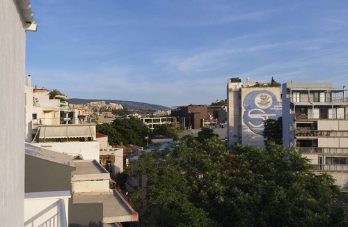 Kerameikos Apartment | AgiouOrous10 · Acropolis view top floor apartmen