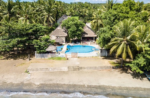 Donsol Hotel | AGM Beachfront Resort & Resto