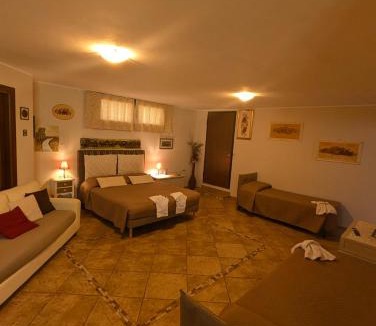 Olmedo Apartment | Agrimony