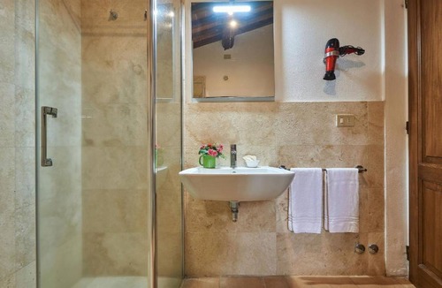 Pienza Apartment | Agriturismo Bonello Flat Standard Apartment with Pool, Shared Garden and Wi-Fi