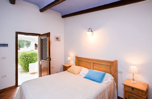 Oliena Hotel | Agriturismo Guthiddai