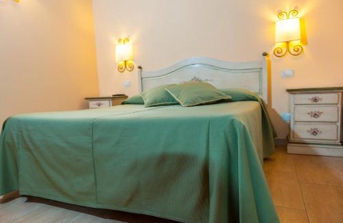 Calmasino House | Agriturismo il Grappolo