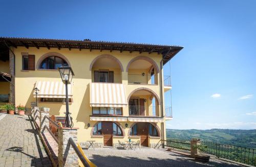 Sinio House | Agriturismo Le Arcate