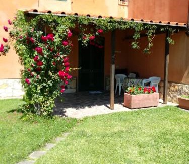 Castagneto Carducci House | Agriturismo Sughericcio
