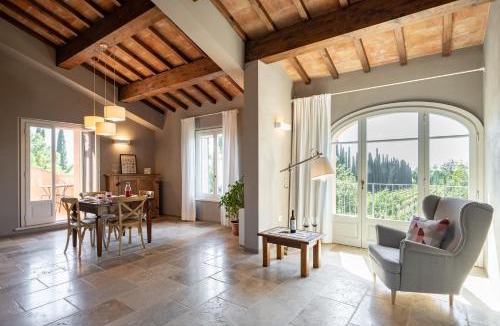 Castagneto Carducci House | Agriturismo Tra gli Ulivi, Chiappini Winery