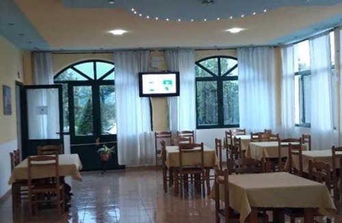 Orikum Hotel | Agron S