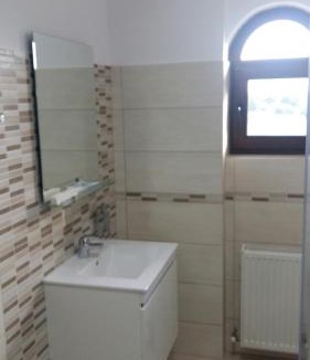 Dragutesti House | Agropensiunea Izana