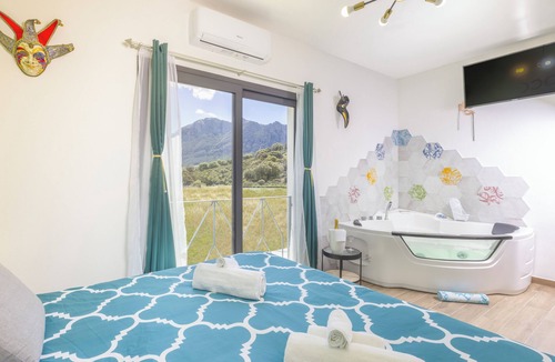 Lula House | Agua Dorada Boutique
