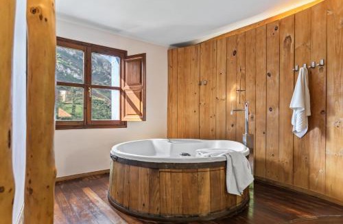 Santovena House | Aguas Parque Ponga