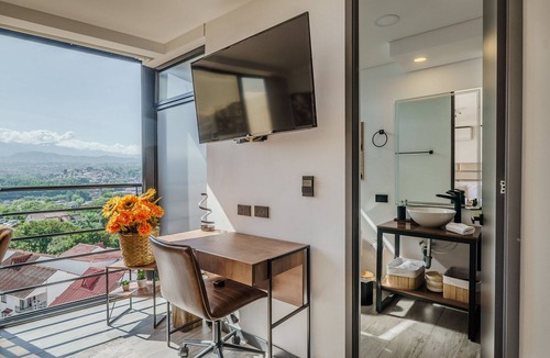 Pereira House | |Ahead| Panoramic Loft with parking and AC