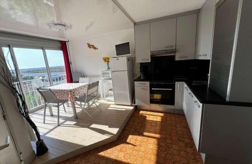 Gruissan Apartment | AIG 59 – Studio avec 2 cabines – Résidence Grand Sud – Gruissan – 4 personnes