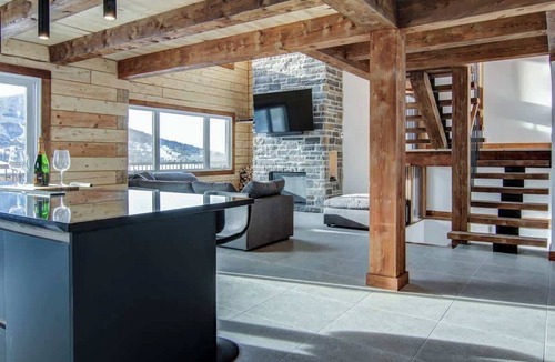 Saint-David-de-Falardeau Ski Chalet | Aigle blanc | Tavata Chalets | Valinouët