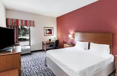 Aiken Hotel | Aiken Midtown Hotel