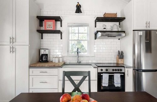 Inman Park Apartment | Aim High