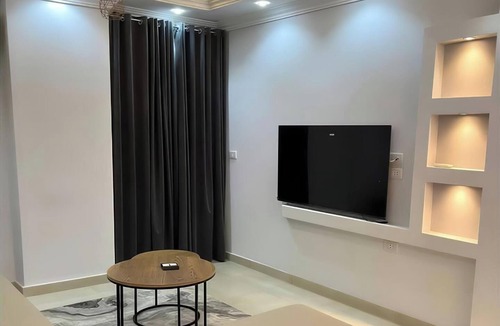 Pyramids Gardens Apartment | AIr-conditioned tWo-bedroom apartment near pyramids