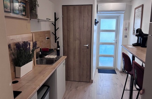 Blatin Apartment | air-conditioned studio apartment