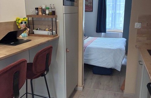 Blatin Apartment | air-conditioned studio apartment