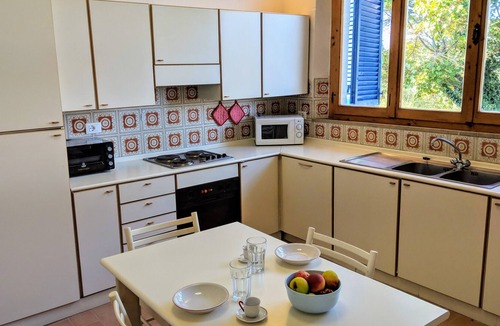 Colle di Val d'Elsa Villa | Air Conditioned Villa in the Tuscan Vineyard with swimming pool.