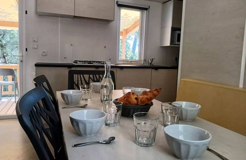 Puyloubier House | Air-conditioned 2-bedroom mobile home for 6 people
