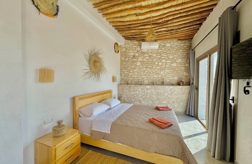 Aguerd Apartment | Air-conditioned apartment with swimming pool