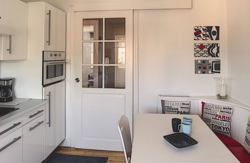 Eckbolsheim Apartment | Air-conditioned apartment, near Strasbourg Tram at 200m
