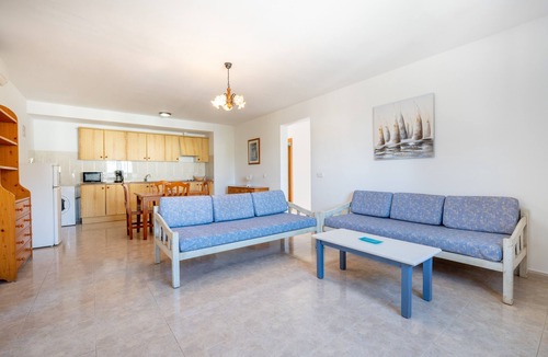 Cala Ferrera Apartment | Air-conditioned Apartment with Pool, Wi-Fi, Balcony, and Close to the Beach