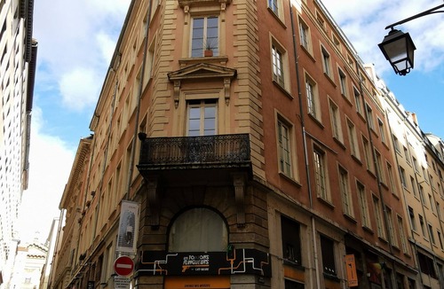 Griffon - Royale Apartment | Air-conditioned apartment in the city center, top floor