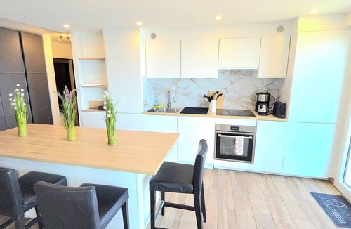 La Californie Apartment | Air-conditioned apartment, fantastic sea view, tramway and amenities nearby