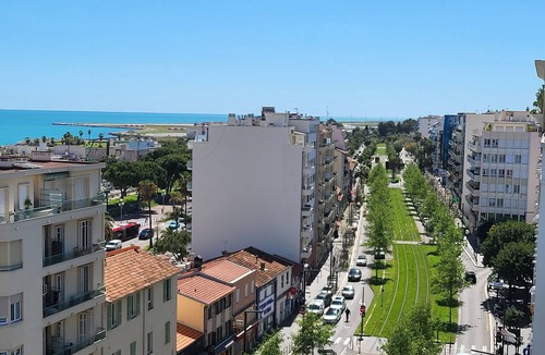 La Californie Apartment | Air-conditioned apartment, fantastic sea view, tramway and amenities nearby