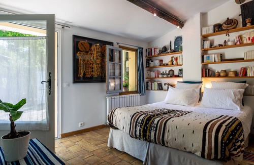 Grans Cottage | Air-conditioned B&B Provence Quiet Countryside Swimming pool Private SPA