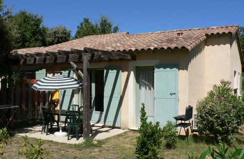 Gaujac House | Air-conditioned cottage with swimming pool in the Gard provençal region