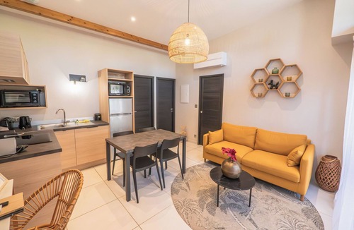 Saint-Affrique Apartment | Air-conditioned 4-star eco-lodge, sleeps 2 to 4, in the heart of a 3-hectare park