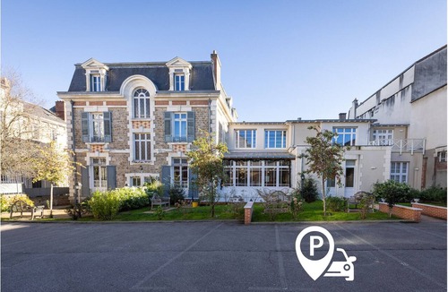 Limoges Apartment | Air-conditioned Studio - Maison Blanche